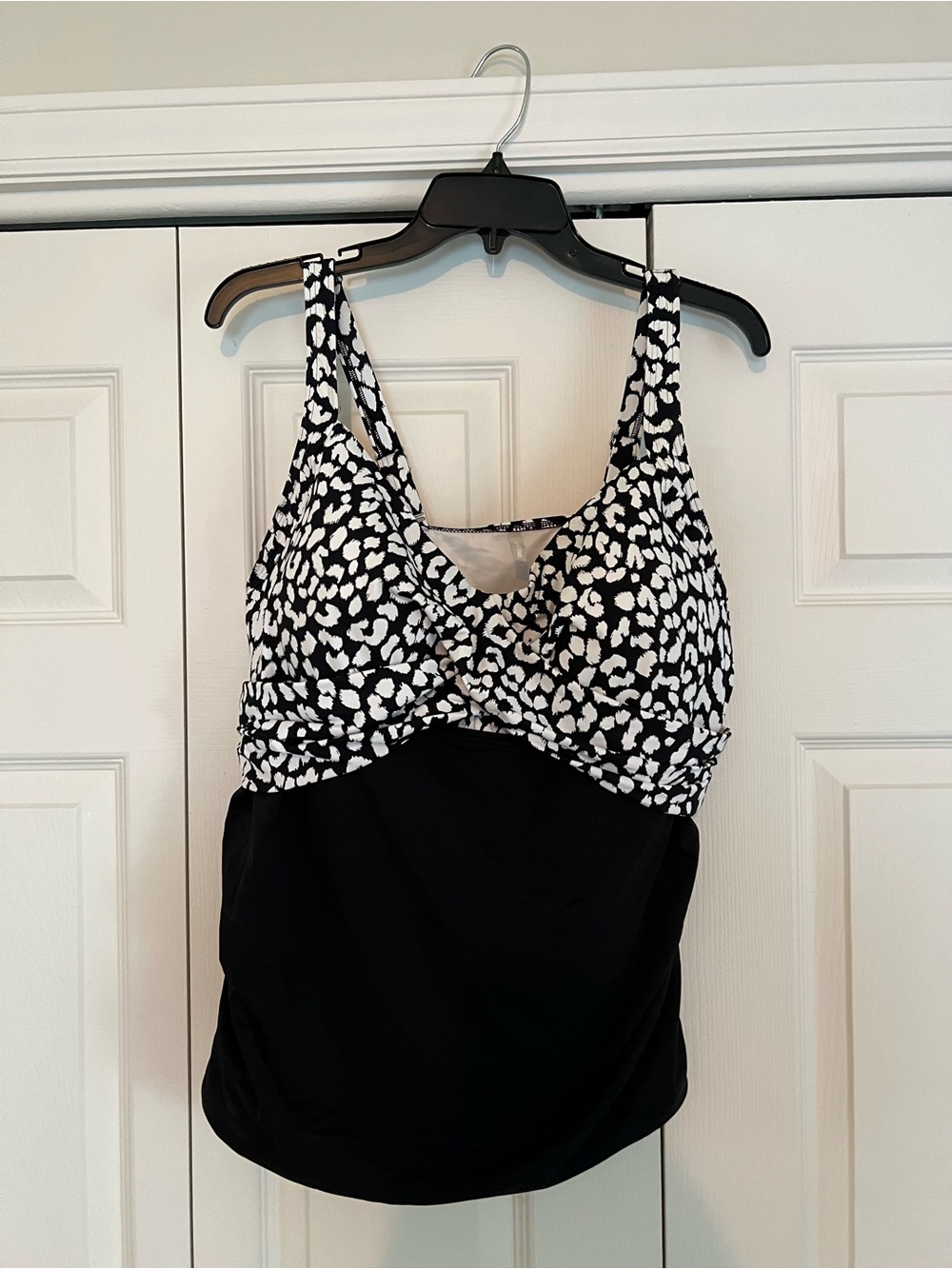 Lands' End Black and White Patterned Swim Top
